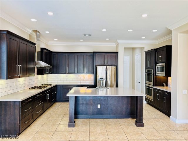 7404 Eggshell Drive, North Las Vegas, NV 89084