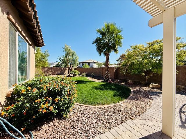 7404 Eggshell Drive, North Las Vegas, NV 89084