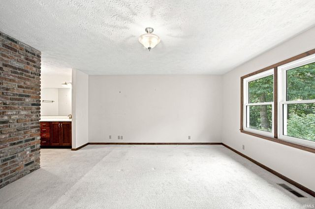 4121 Black Forest Lane, West Lafayette, IN 47906