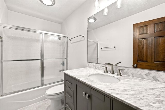 4121 Black Forest Lane, West Lafayette, IN 47906