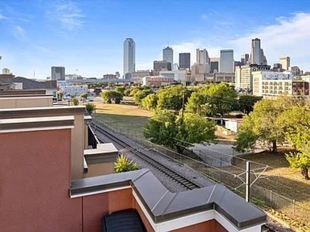 1390 Arch Place, Dallas, TX 75215