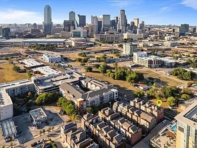 1390 Arch Place, Dallas, TX 75215