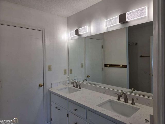 1155 Riverside Trace, Sugar Hill, GA 30518