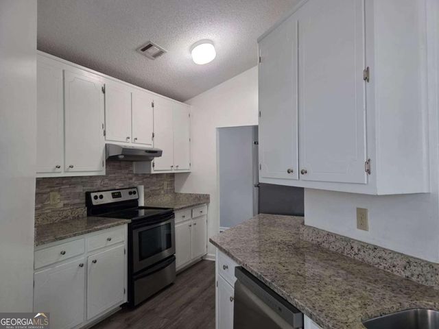 1155 Riverside Trace, Sugar Hill, GA 30518