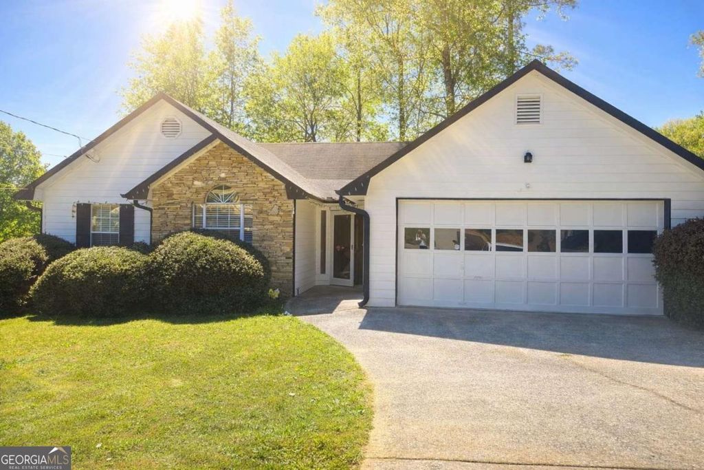 1155 Riverside Trace, Sugar Hill, GA 30518