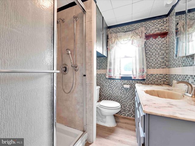 37 SEYMOUR DR, Myerstown, PA 17067