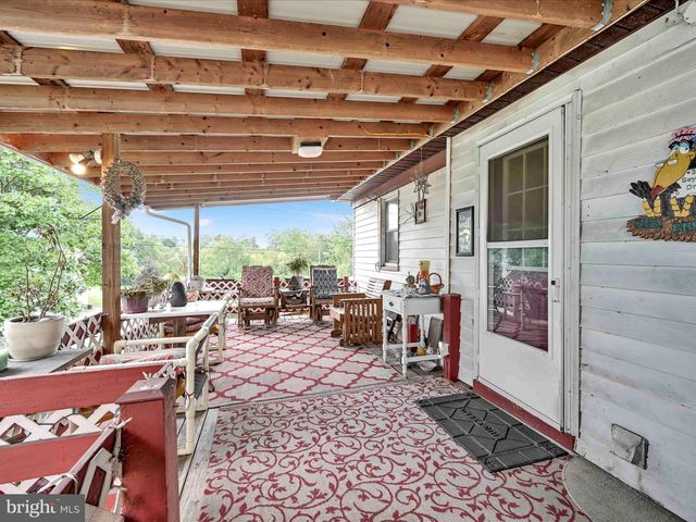 37 SEYMOUR DR, Myerstown, PA 17067