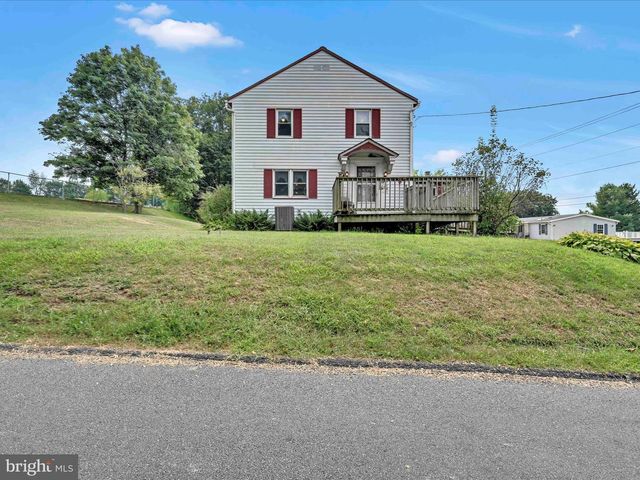 37 SEYMOUR DR, Myerstown, PA 17067