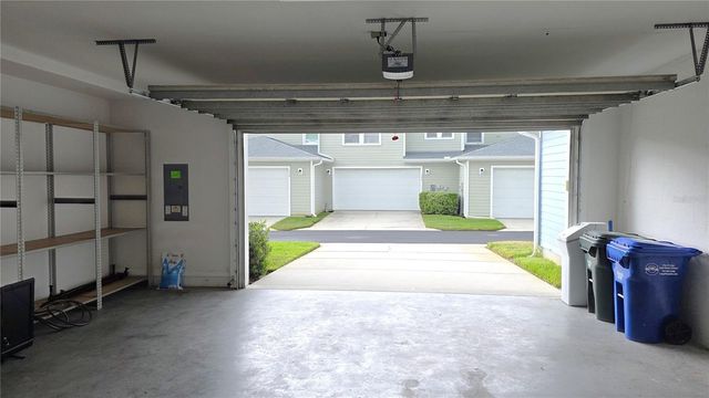 381 1ST AVENUE SW, Largo, FL 33770