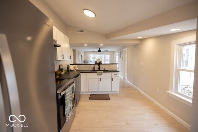 1208 Layton Road, Anderson, IN 46011