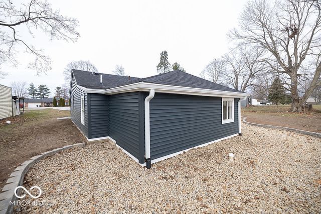 1208 Layton Road, Anderson, IN 46011