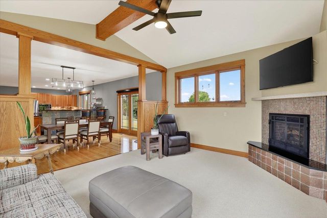 W6383 Hackbarth Road, Fort Atkinson, WI 53538