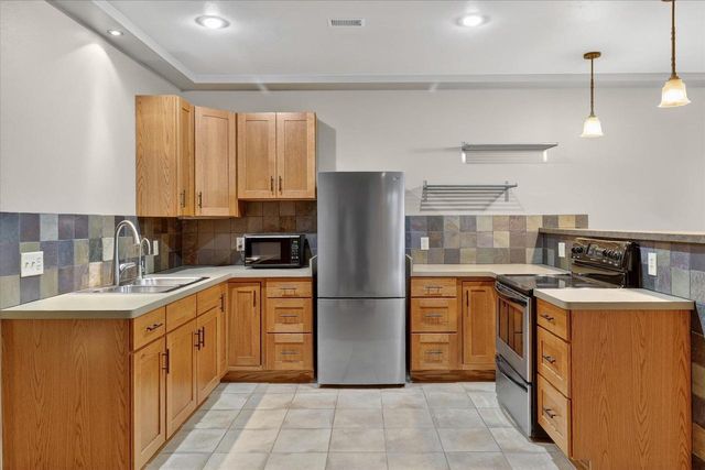 W6383 Hackbarth Road, Fort Atkinson, WI 53538