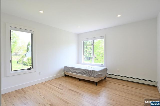 43 Lisa Court, North Haledon, NJ 07508