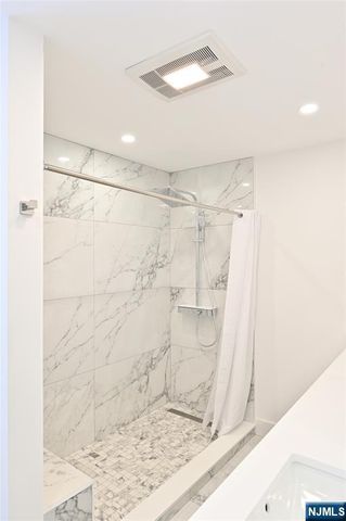 43 Lisa Court, North Haledon, NJ 07508