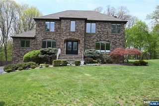 43 Lisa Court, North Haledon, NJ 07508