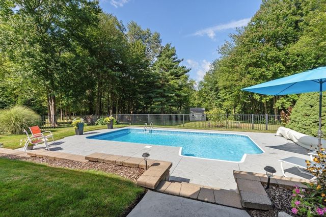 41 Brigham Street, Hudson, MA 01749