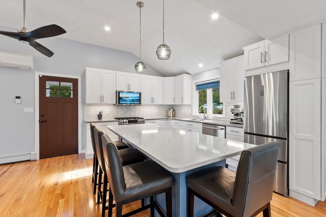 41 Brigham Street, Hudson, MA 01749