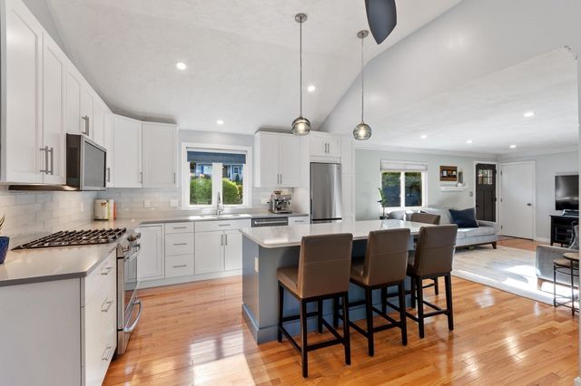 41 Brigham Street, Hudson, MA 01749