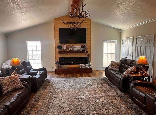 1306 Evergreen Street, Borger, TX 79007