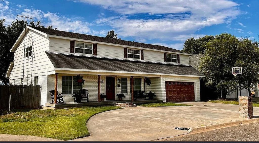 1306 Evergreen Street, Borger, TX 79007