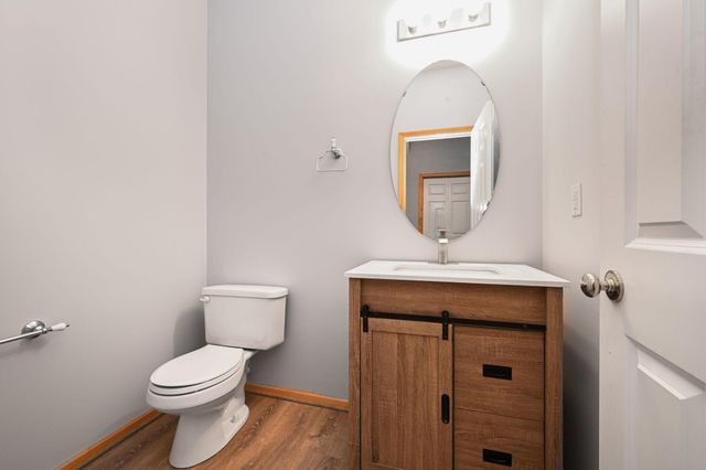 1550 Zarthan Avenue S 506, Saint Louis Park, MN 55416