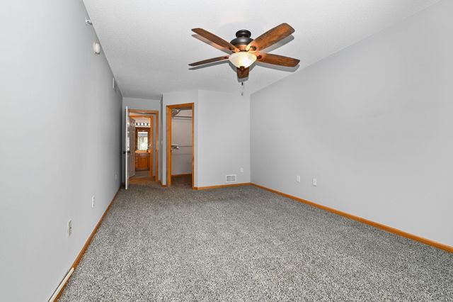 1550 Zarthan Avenue S 506, Saint Louis Park, MN 55416