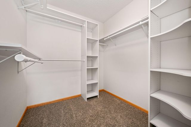 1550 Zarthan Avenue S 506, Saint Louis Park, MN 55416