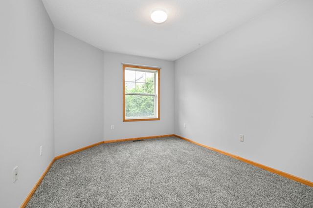 1550 Zarthan Avenue S 506, Saint Louis Park, MN 55416