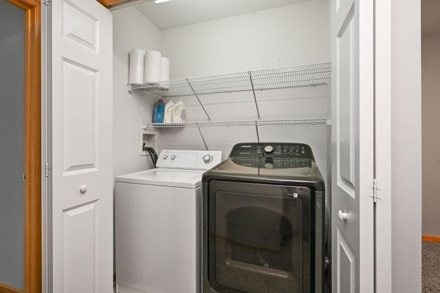 1550 Zarthan Avenue S 506, Saint Louis Park, MN 55416