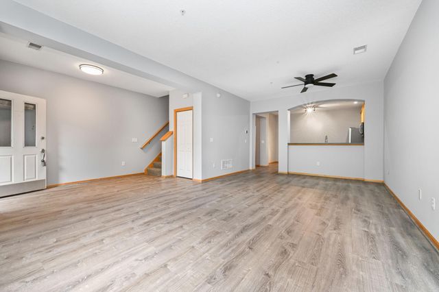 1550 Zarthan Avenue S 506, Saint Louis Park, MN 55416