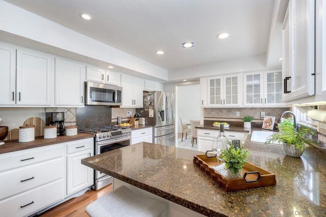 13791 Via Tres Vista, San Diego, CA 92129