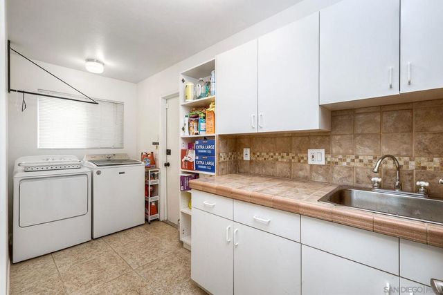 13791 Via Tres Vista, San Diego, CA 92129