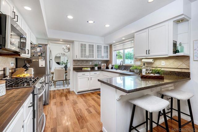 13791 Via Tres Vista, San Diego, CA 92129