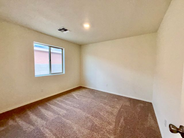 904 Camino De Las Violeta, Belen, NM 87002