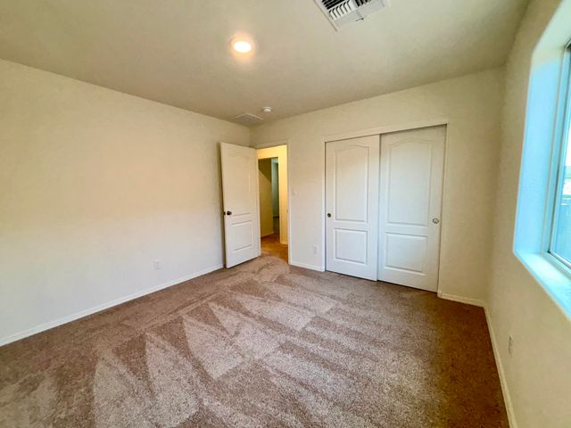 904 Camino De Las Violeta, Belen, NM 87002