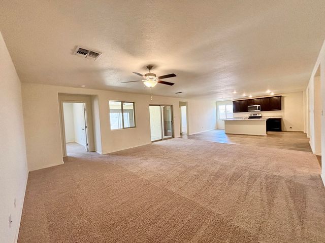 904 Camino De Las Violeta, Belen, NM 87002