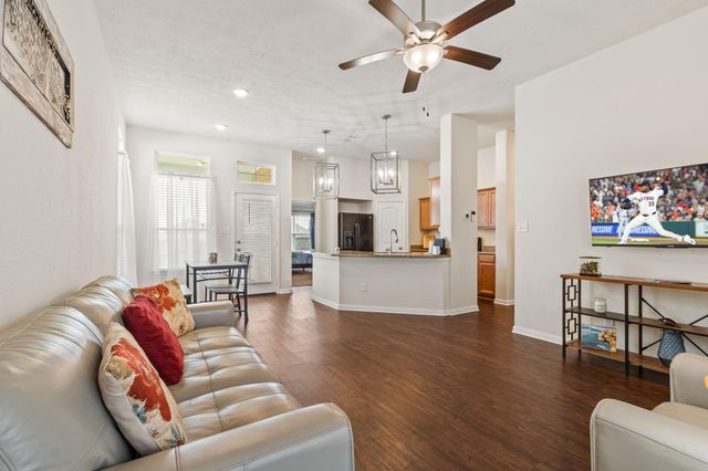 250 Brocks Lane, Montgomery, TX 77356