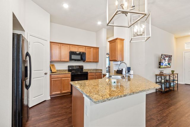 250 Brocks Lane, Montgomery, TX 77356