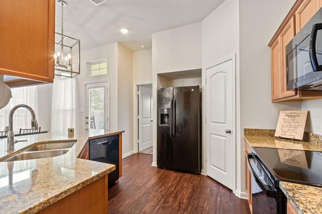 250 Brocks Lane, Montgomery, TX 77356