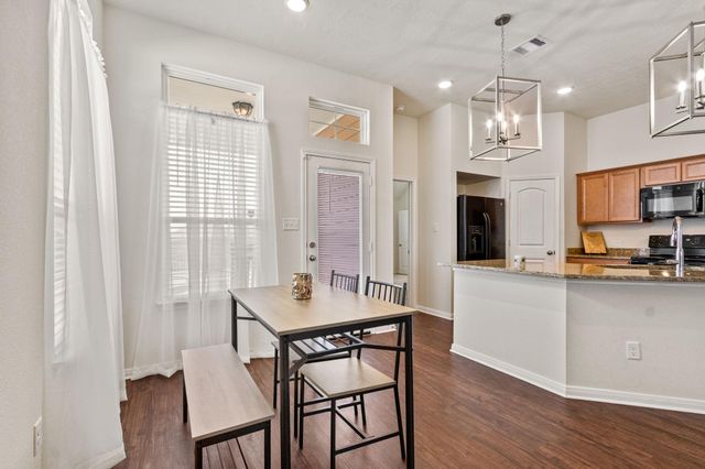 250 Brocks Lane, Montgomery, TX 77356