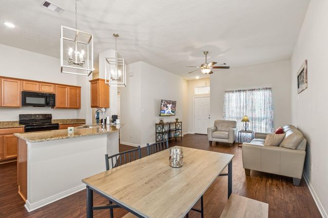 250 Brocks Lane, Montgomery, TX 77356