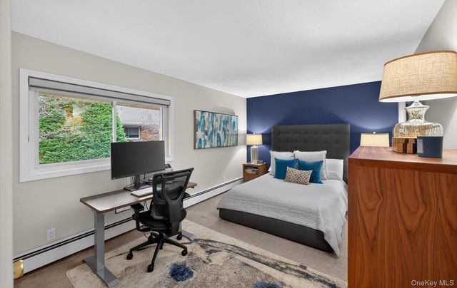 1 Toms Point Lane 2A, Port Washington, NY 11050