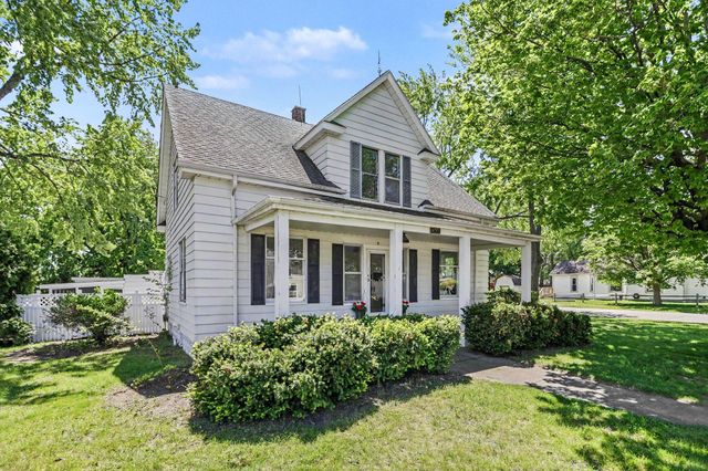 1368 W Lemon Creek, Baroda, MI 49101
