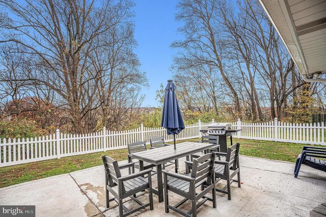 541 CARDINAL DR, Dresher, PA 19025