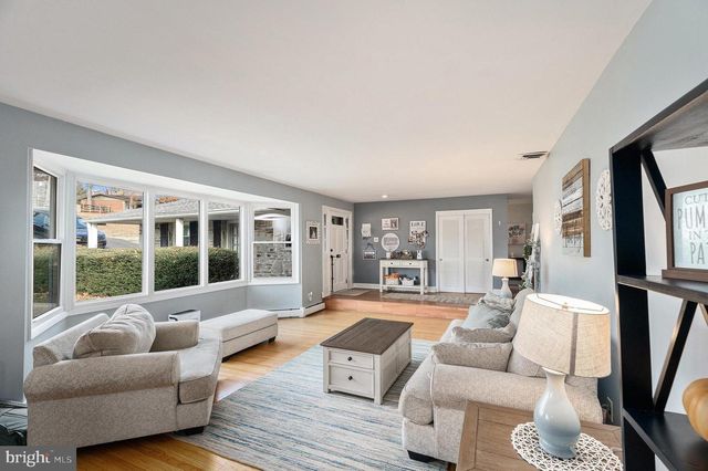 541 CARDINAL DR, Dresher, PA 19025