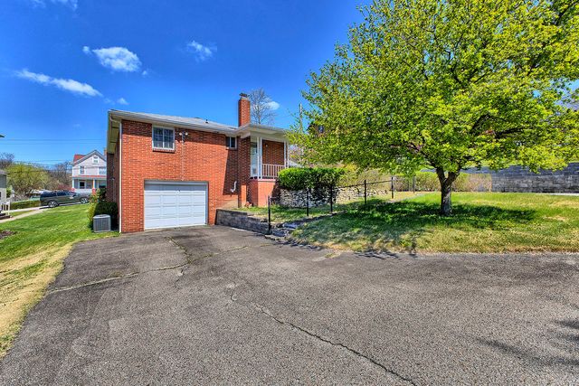 12 Barclay Street, City Of Greensburg, PA 15601
