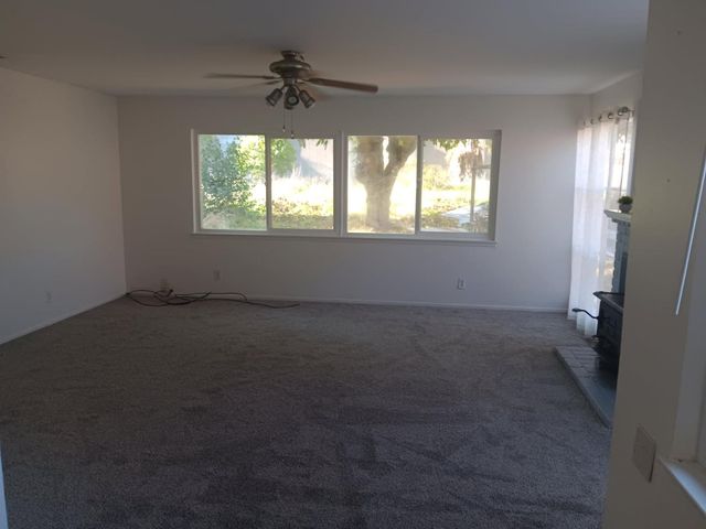 6721 Navion Dr, Citrus Heights, CA 95621