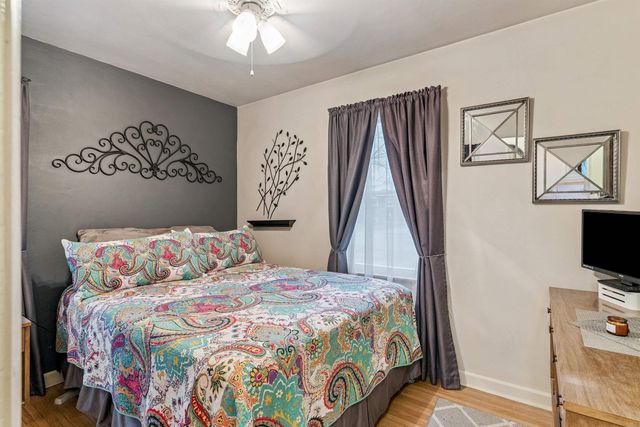 1015 Amherst Avenue, Waterloo, IA 50702