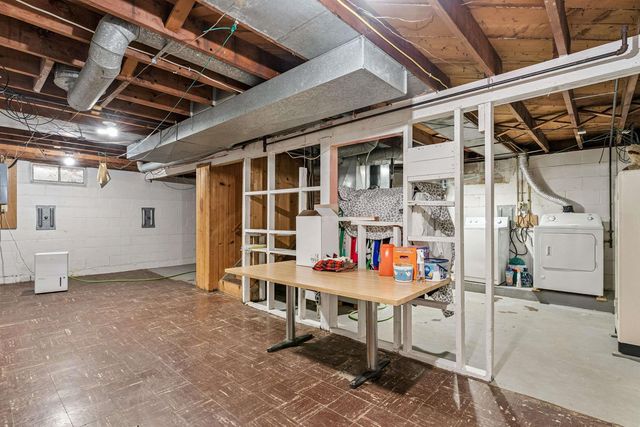 1015 Amherst Avenue, Waterloo, IA 50702